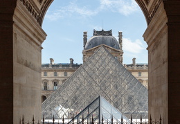 Le Louvre en juillet et août 2015