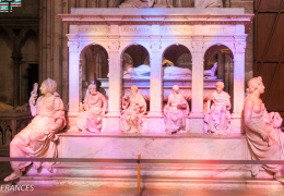 La basilique de Saint-Denis - display this album La basilique de Saint-Denis
