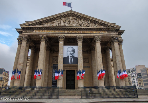 Au Panthéon
